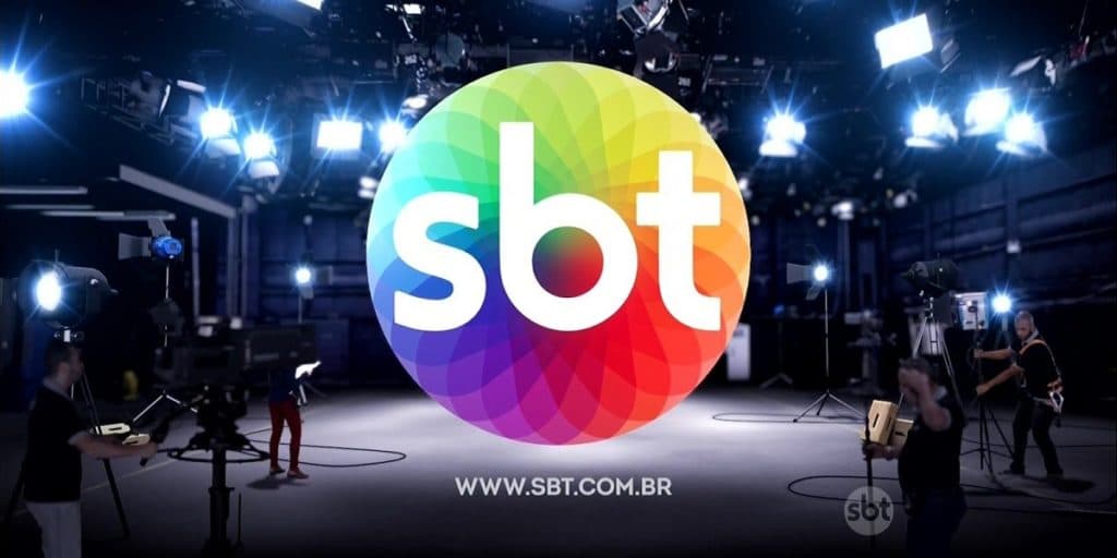 Repórter do SBT é encurralado ao vivo, sofre ataque brutal diante às câmeras e toma atitude às pressas