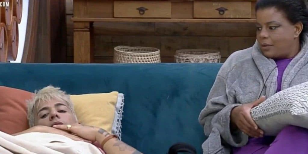 A Fazenda 13: Tati Quebra Barraco atinge parte íntima de Tiago após cirurgia peniana: "É sensível"