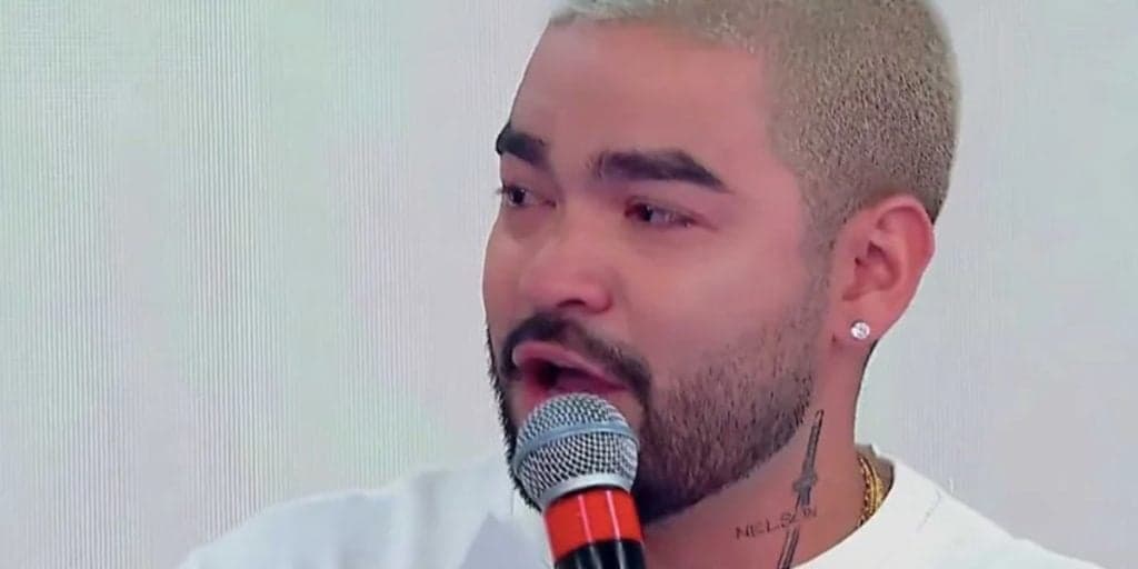 De volta ao SBT, Yudi chora no palco do Teleton e expõe dor com a morte do pai: "Foi difícil"
