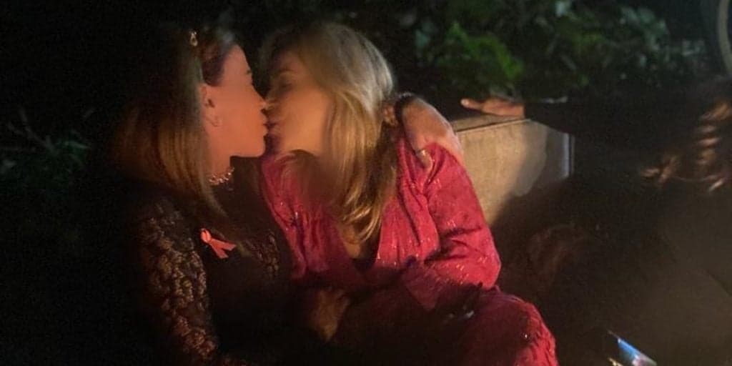 Zilu é pega beijando boca de mulher, fica em choque com intimidade exposta e assume de vez: "Gay"