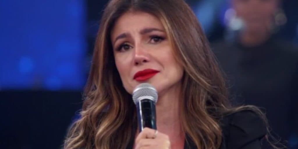 "Cada um sabe o que passa", Paula Fernandes, após anunciar depressão, faz desabafo: "Que possa ser mais leve"