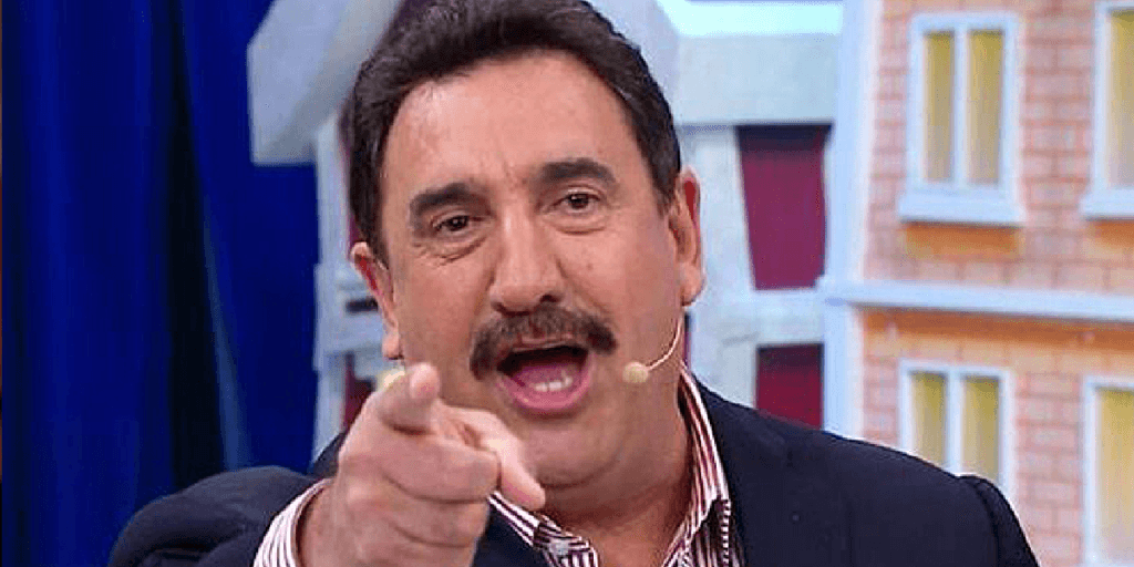 Ratinho expõe briga com deputada e faz comunicado às pressas, após pedir eliminação dela: "Vou sair"