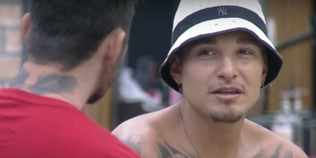 A Fazenda 13: Rico expõe encontro com MC Gui fora do reality: "Conheci num café"