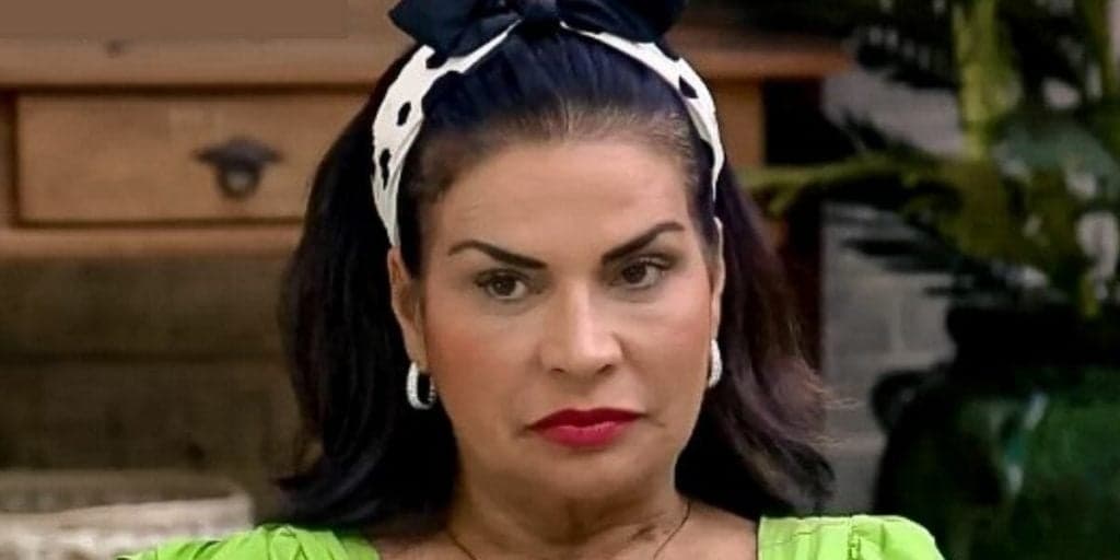 Em 'A Fazenda 13', Solange é atacada por MC Gui e Valentina Francavilla: "Se faz de coitada"