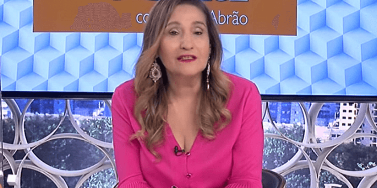 Sonia Abrão no A Tarde É Sua, da RedeTV! (Foto: Reprodução) 