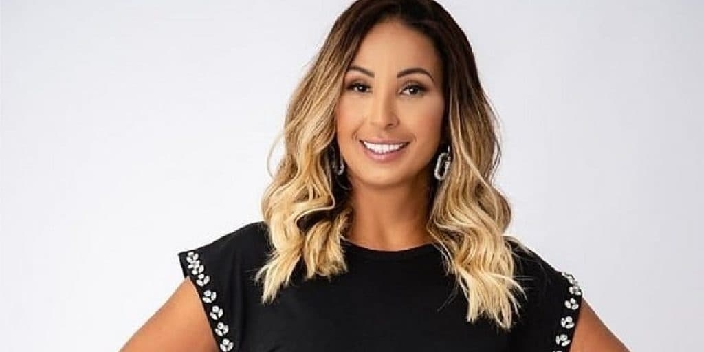 Após internação às pressas, estado de saúde de Valesca Popozuda é revelado: "Muitas dores"