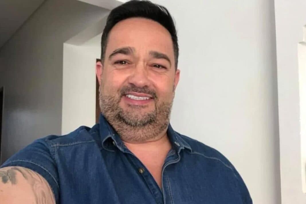 Cantor sertanejo é denunciado por estelionato e pode ser preso após golpes (Foto: Reprodução/Internet) Cantor sertanejo é denunciado por estelionato e pode ser preso após golpes (Foto: Reprodução/Internet)