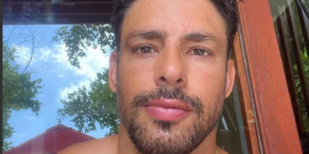 Cauã Reymond abre o jogo, fala de sofrimento na família e expõe violência doméstica: "Hoje"