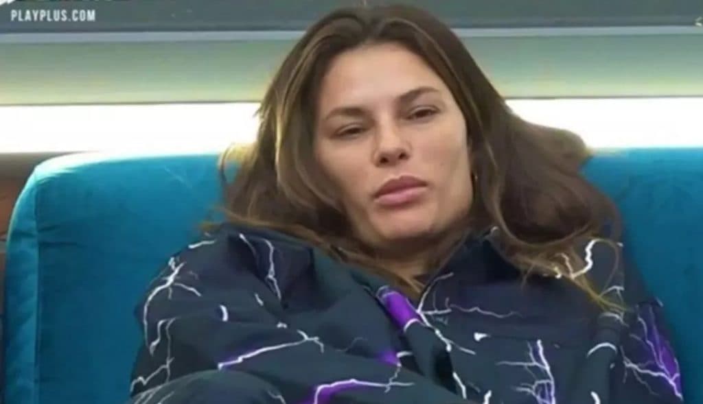 Dayane Mello abre o coração na madrugada em A Fazenda 13: "Destruíram meu humor"