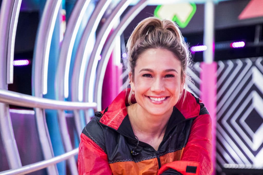 Com quarto lugar e vexame histórico, Globo se humilha por milhões e mantém Fernanda Gentil com o Zig Zag Arena