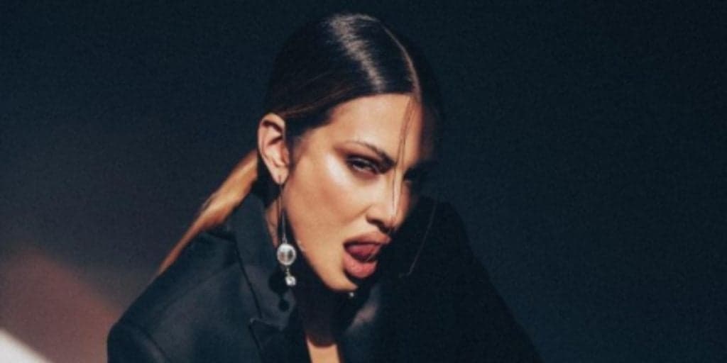 Cleo expõe foto explícita na cama e público vê o que não esperava: "Que exibida é essa"