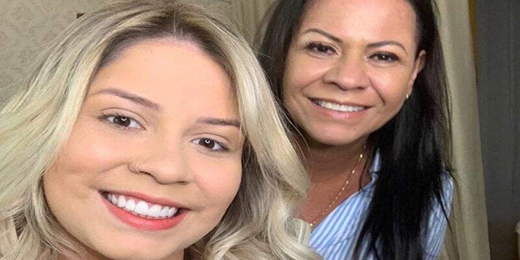 Mãe de Marília Mendonça é vítima de golpe e denuncia: "Se aproveitando do momento"