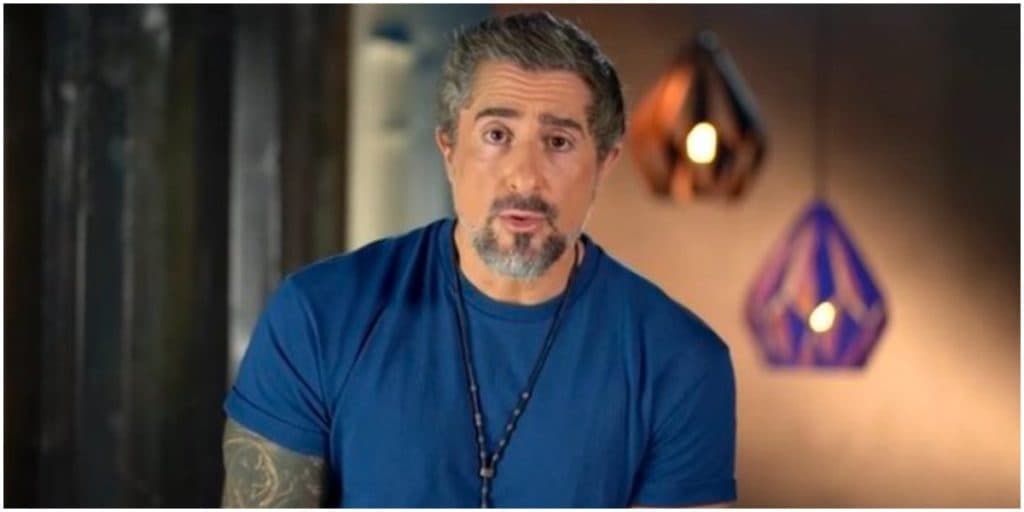 Marcos Mion, de férias tem saudades dos estúdios da  Globo.