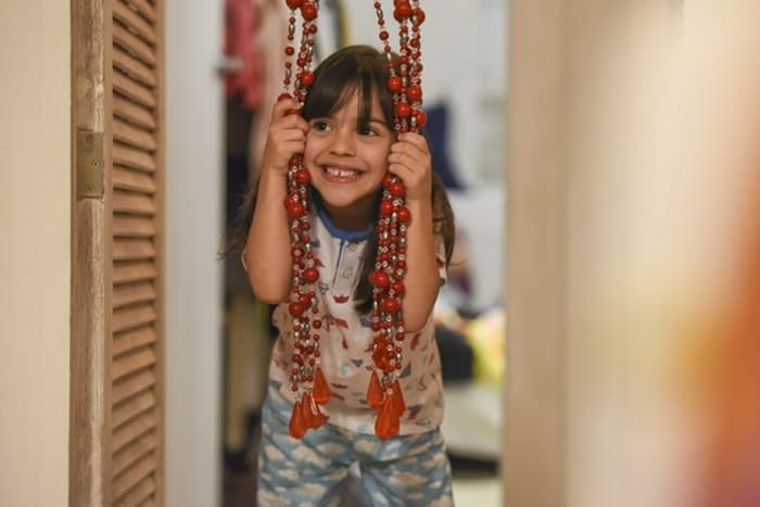 Marie (Maju Lima) vai encontrar Christian (Cauã Reymond) em "Um Lugar ao Sol" (Foto: Reprodução/TV Globo) Marie (Maju Lima) vai encontrar Christian (Cauã Reymond) em "Um Lugar ao Sol" (Foto: Reprodução/TV Globo)