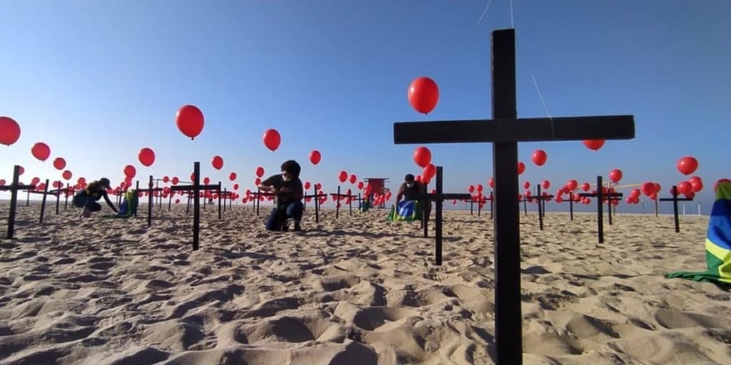“Por 5 anos”, sensitiva revela previsão sobre a pandemia, expõe situação cruel no Brasil e nova onda de doença