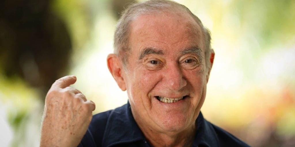 Renato Aragão e Faustão vivem guerra, após fim de programa, demissão e ida para o SBT: “Começou a cair”