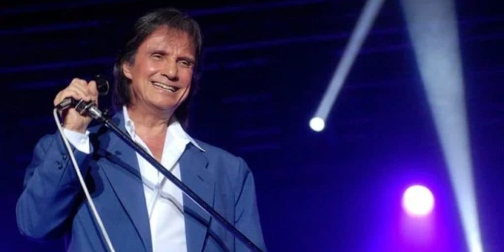 Homem expõe encontro com Roberto Carlos e detalha o que eles fizeram juntos: "Ele foi ótimo"