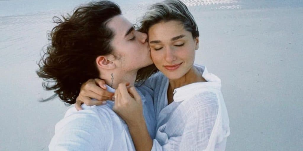 Sasha passa muito mal, faz anúncio ao lado do marido e confirma: "Grávida"