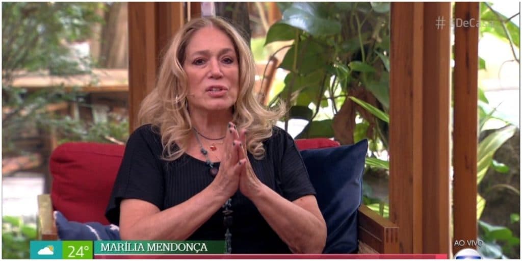 Chamada pra falar de Marília Mendonça, Susana Vieira fala de si mesma, ri ao vivo e é detonada: "Falta de respeito"