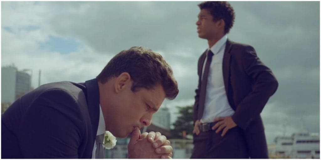 Christian "esquece" casamento, leva surra de Bárbara e se desespera ao ver seu antigo amor