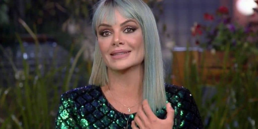 Valentina deixa A Fazenda, causa explosão na Record e massacra Ratinho em emissora rival: Audiências 18/11