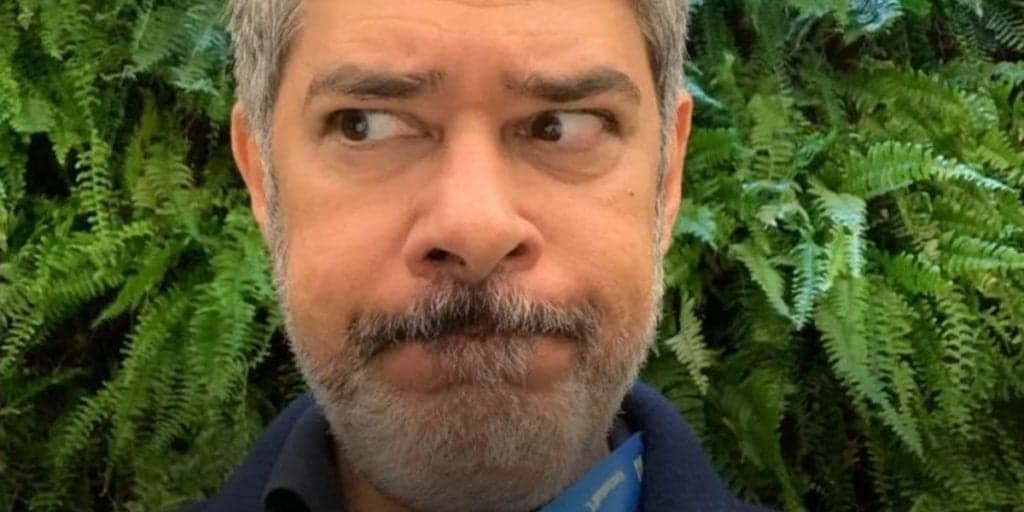 Em meio a demissões em massa no jornalismo, Globo bate o martelo e define desfecho de William Bonner