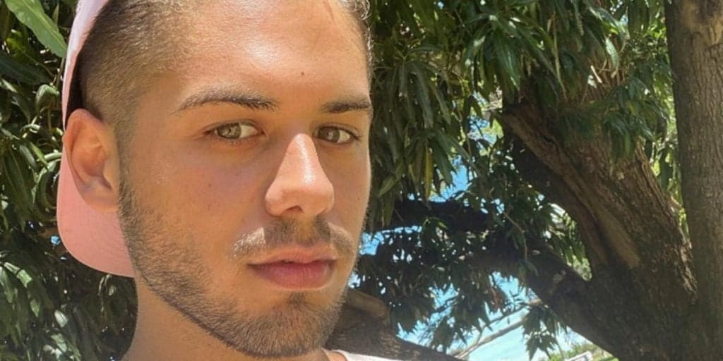 Zé Felipe, após notícia gay com Kevinho, expõe intimidade na cama e assume: "Ele não é muito''