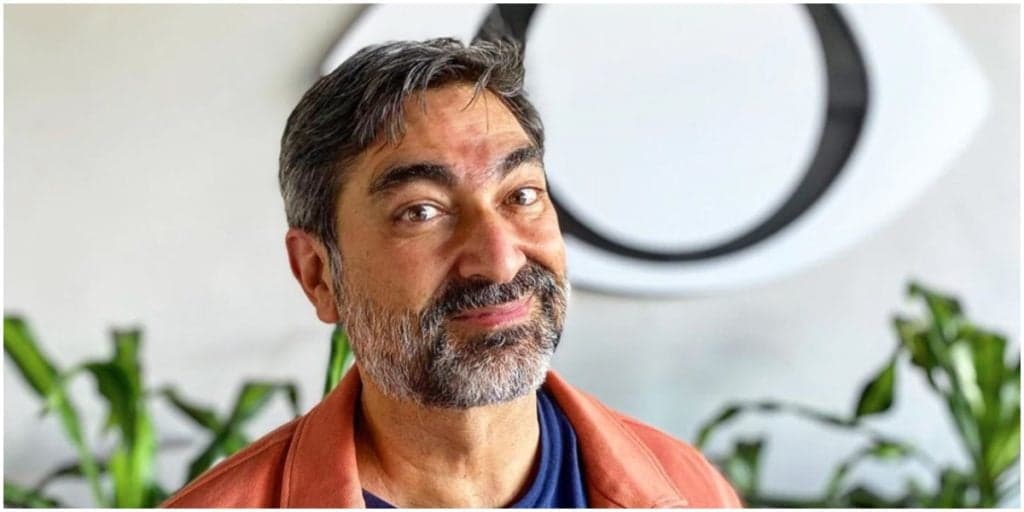 Zeca Camargo é chamado às pressas aos domingos da Band e programa é escancarado: "Bancada"