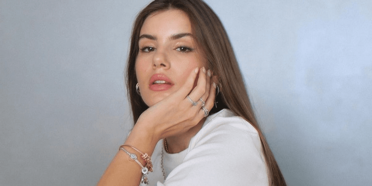 Diretora de 'Verdades Secretas' fala sobre Camila Queiroz (Foto: Divulgação)