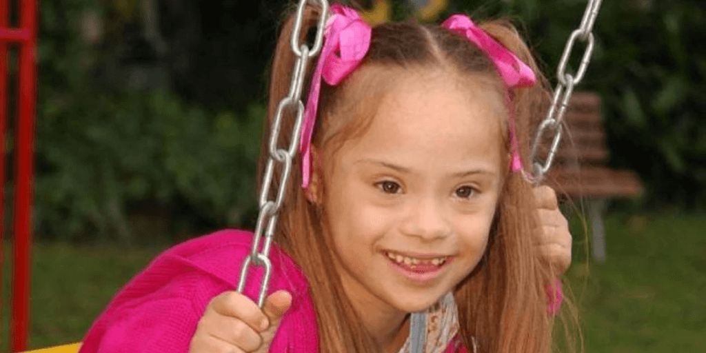 Clarinha de Páginas da Vida, que emocionou o Brasil há 16 anos, cresceu e hoje está ainda mais apaixonante
