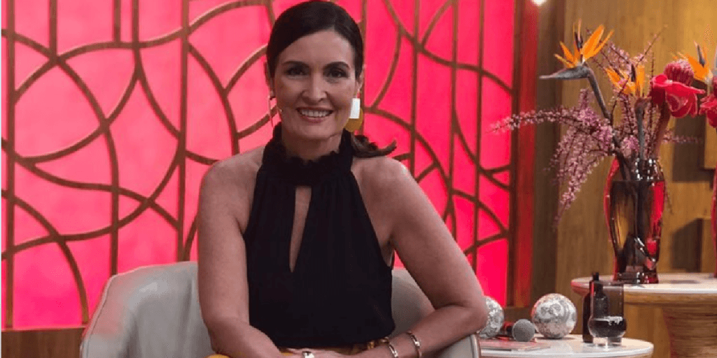 "A maioria errou", fora do Brasil, Fátima Bernardes passa em cima de demissão da Globo e detona realidade