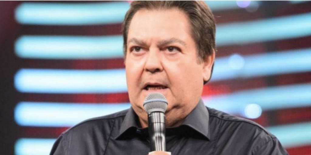 Faustão convoca esquadrão da Globo para chegada da Band, pisa na rival e confirma: "Nomes consagrados"