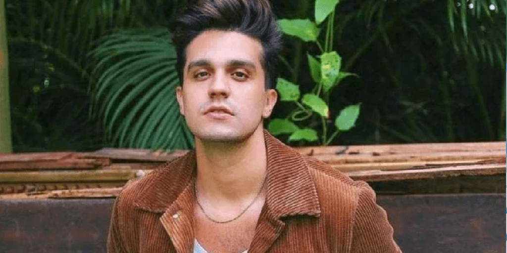 Luan Santana, após falar abertamente sobre relação gay, desabafa sobre ofensas que já recebeu: "nunca foi xingamento"