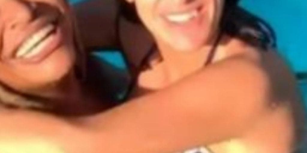 Cantora famosa assume namoro com outra mulher e se declara: "Tu é parceira"