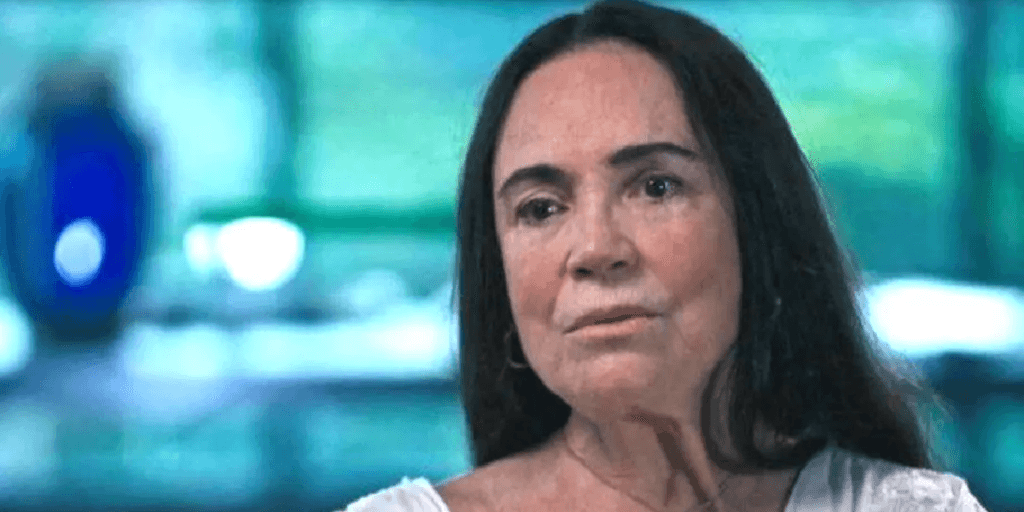 Após ser barrada em especial da Globo, Regina Duarte solta o verbo e alfineta emissora