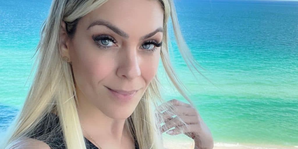 Renata Fan, após saída da Band, assume com quem está e público surta com foto