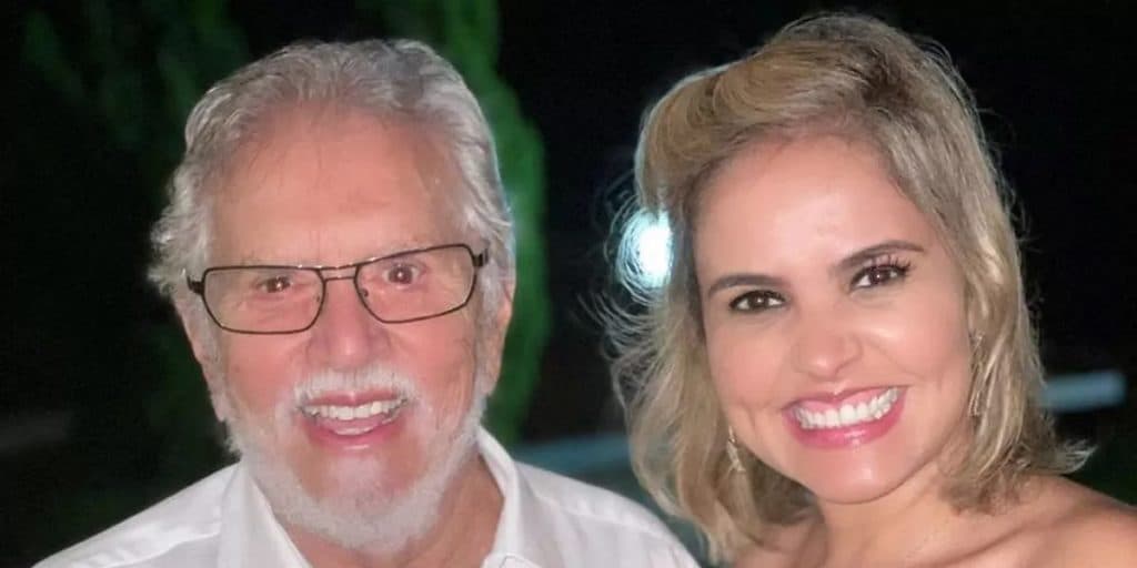 Esposa de Carlos Alberto vê o marido dormindo, sai de fininha e manda R$ 45 mil pelos canos: "Ódio"