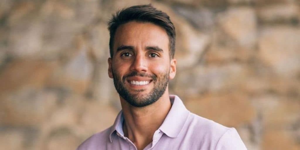 Daniel Cady é um exemplo de pai, marido e um excelente profissional