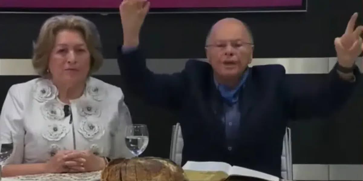 Edir Macedo e Ester Bezerra vencem o Programa Raul Gil (foto: Reprodução/Record)