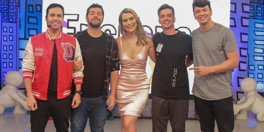 RedeTV! bate o martelo, desiste do "Encrenca" e encerra o humorístico após quase oito anos no ar