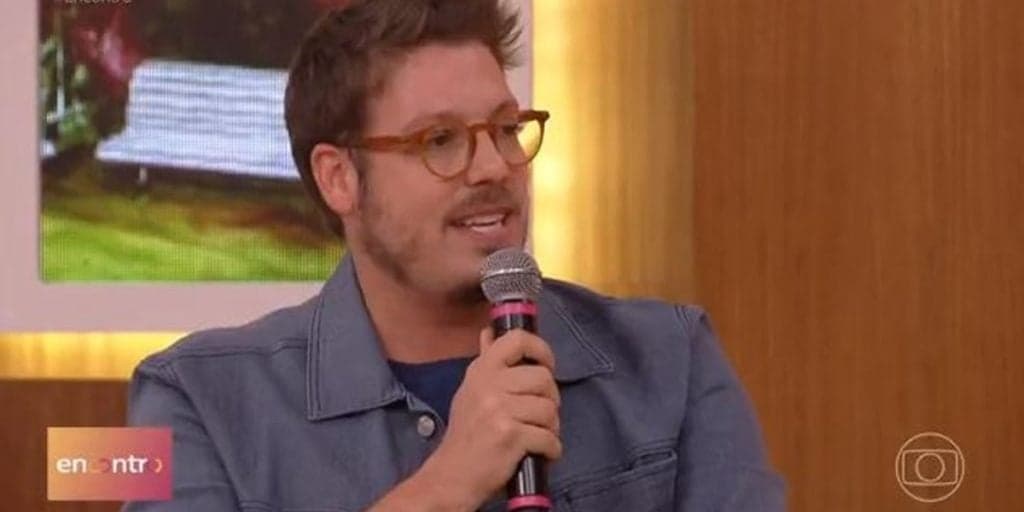 Cuspiu no prato? Porchat quebra protocolo e confirma que odiava programa da Globo que o deixou famoso