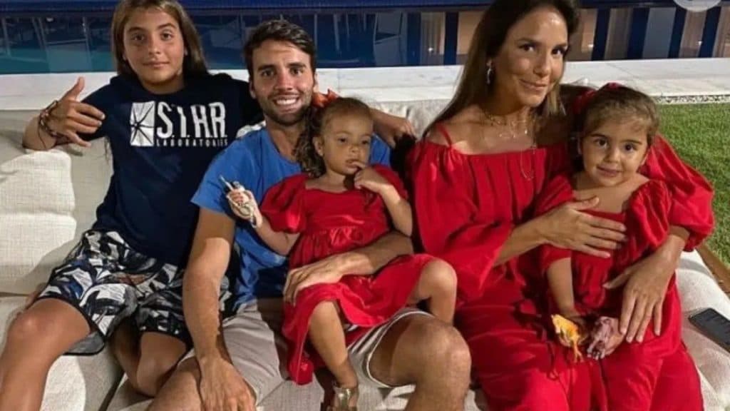 Ivete Sangalo vê seu filho sendo criticado por vídeo no Natal e internautas aparecem para defender o menino