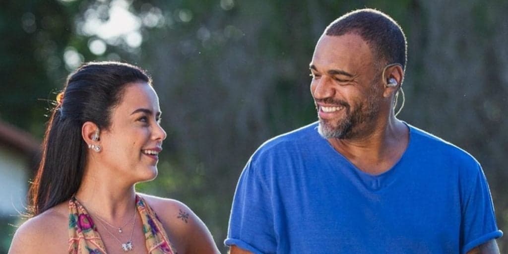 Em suas redes sociais, a esposa de Denílson compartilhou um textão e mandou um recado