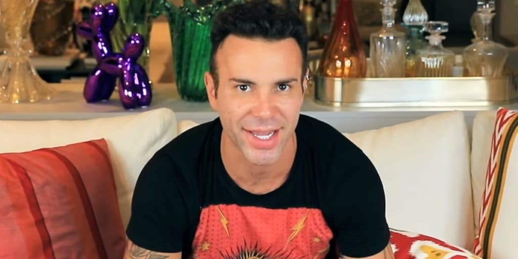 Matheus Mazzafera escandaliza, entrega famoso gay não assumido e diz que ele deveria sair do armário: "Falei"
