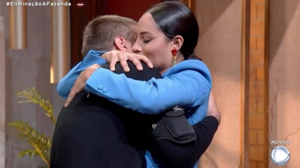 MC Gui se coloca no lugar de sua noiva e se arrepende do excesso com Aline Mineiro: “Desapontado comigo”