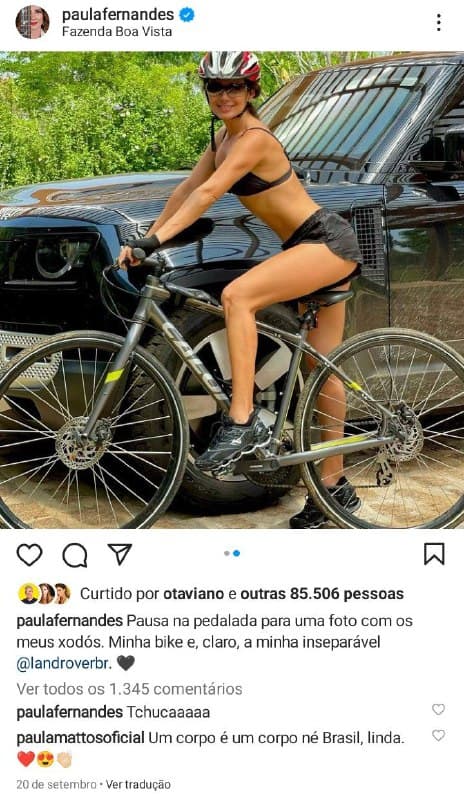 Paula Fernandes surgiu sensualizando (Foto: Reprodução)