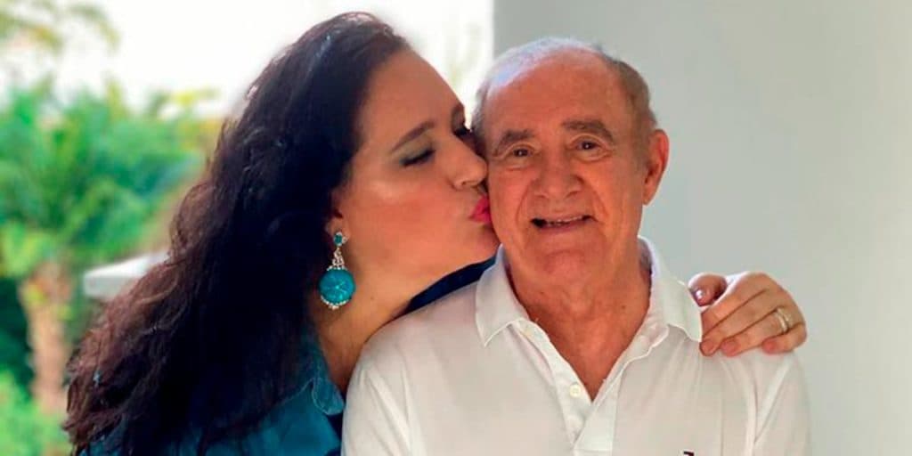 Renato Aragão e esposa Lílian Aragão são exemplo de casal unido, forte e com exaltação do amor