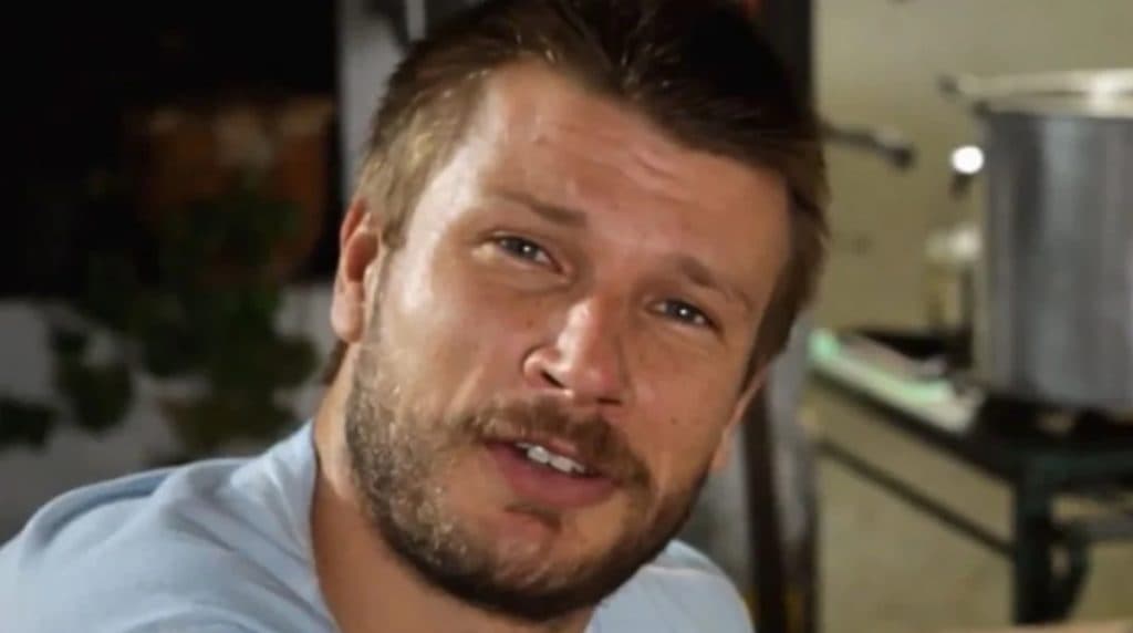 Rodrigo Hilbert prepara uma deliciosa 'punheta de bacalhau' e os seguidores da 5a série não perdoam