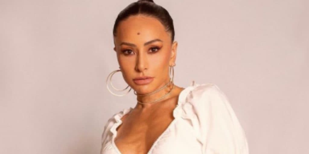 Sabrina Sato deu calote em Faustão e revela o que fez com o apresentador: "Eu morro de vergonha"