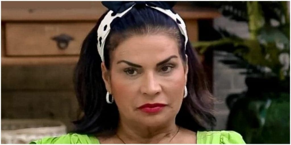 Equipe de Solange Gomes vem à tona após polêmica, se pronuncia e manda a real: "Infelizes"